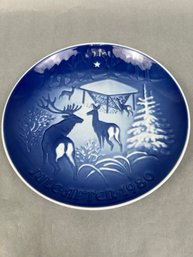 B & G Porcelain Denmark Christmas In The Woods 1980 Plate.