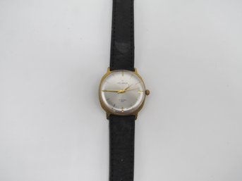 Vintage Helbros Invincible Watch 17 Jewels