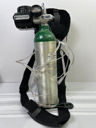 Lincare Portable Oxygen Tank With Cary Case.