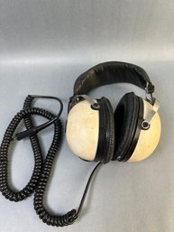 Vintage Pioneer Headphone Model SE-30A 8 Ohm.