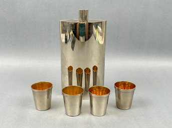 Vintage Tin Lined Flask With 4 Shot Glasses