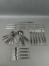 30 Pieces Of Stainless Flatware