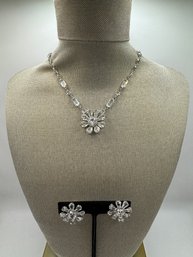 Vintage Crystal Clear Floral Stone Necklace And Clip Earring Set
