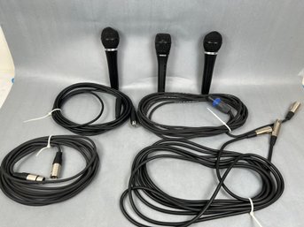 1 Shure AXS 3 And 2 Digital Reference DR-vX1 Microphones And 4 Mike Cables