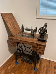 Treadle Sewing Machine With Extra Sewing Machine