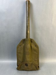 Vintage US Forces Issued Trench Shovel.