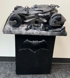 Ultimate Justice League Batmobile Collectable.