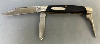 Buck 319 Pocket Knife.