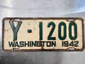 1942 Washington State Y License Plate.