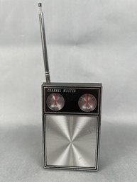 Vintage Channel Master Am Fm Transistor Radio.