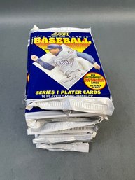 17 Unopened MLB Card Packs 1992 Score.