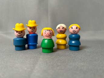 Group Of 4 Vintage Fisher Price Little People