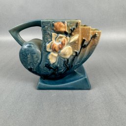 Roseville Pottery Magnolia  Blue Cornucopia - 182-5 USA