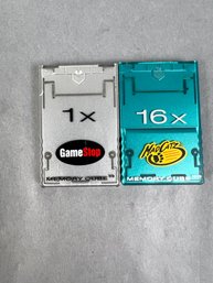 2 Game Memory Cubes.