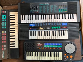 Lot Of 4 Electronic Keyboards.