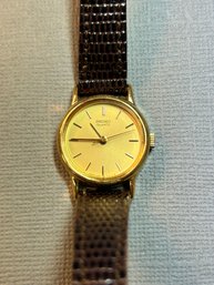 Vintage Seiko Round Gold Tone Watch With Brown Band