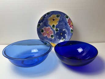 Lot Of 3 Blue Mixing/serving Bowls