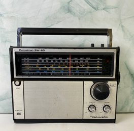 Vintage Realistic Patrolman SW-60 Radio