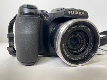 Fujifilm FinePix S700 Digital Camera
