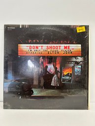 Elton John: Dont Shoot Me Im Only The Piano Player