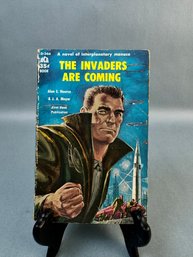 Ace Scifi Book The Invaders Are Coming