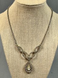 Vintage Clear Rhinestone With Pear Drop Necklace