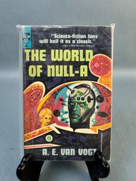 Ace Sci-Fi Book The World Of Null A