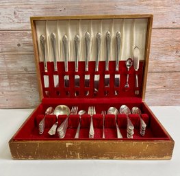 Rogers & Bros Silverware Plus Extra Pieces In Chest