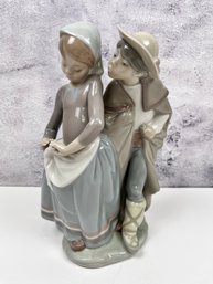 Lladro Handmade Statue Of A Young Couple.