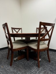 Ethan Allen Dining Table With 4 Chairs And One Leaf