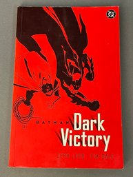 Soft Cover Graphic Novel DC COMICS BATMAN DARK VICTORY