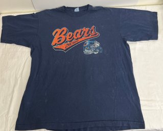 XL Chicago Bears T Shirt.
