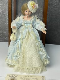 Vtg Kingsgate Prestige Collection Large Doll In Jewel Case Stand