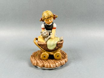 Goebel BH 67 'snuggle Up' Figurine 1998