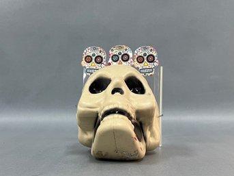 Plastic Skull And 3 Day Of The Dead Clip Skulls