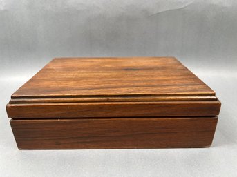 Ebony Cherry Cigar Box With Mistic Humidor And 2 Cedar Sheets.