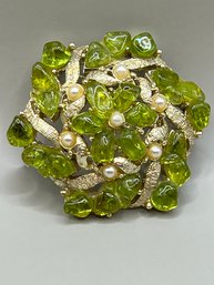 Beautiful Green Stone And Gold Color Brooch