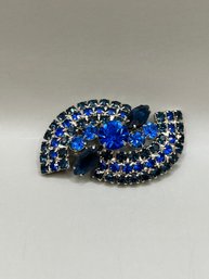 Brillant Blue Rhinestone Rhinestone Pin