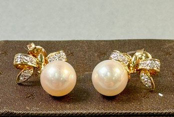 14k Yellow Gold And Pearl Earrings