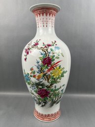 Large Chinese Vase With Pheasants And Mao Zedong.