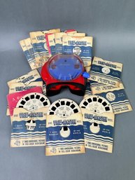 View Master With Large Group Of Vintage Reels