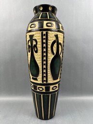 Tall Porcelain Jin Ling Chinese Vase.