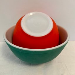 2 Pyrex Bowls  Red And Green *Local Pick-Up Only*