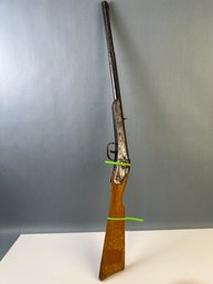 Vintage Daisy Air Rifle No 100 Model 38.  -Local Pick Up Only