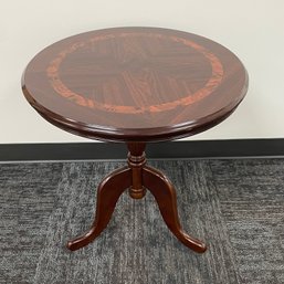 Mahogany Tone Inlay Round Top Pedestal End Table  *Local Pickup Only*