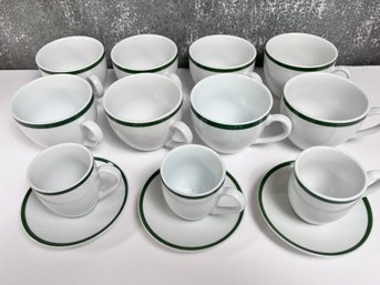 Williams Sonoma 8 Coffee Cups And 3 Espresso Cups With Saucers.