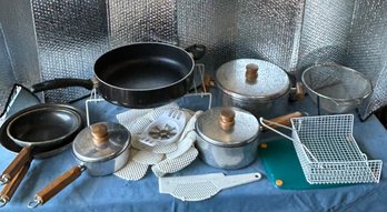 Miscellaneous Kitchen Pots Pans And Essentials *Local Pick-up Only*