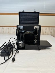 Singer Featherweight Black Sewing Machine