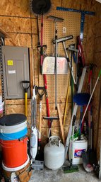 Miscellaneous Working Tools Lot *Local Pick-Up Only*