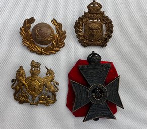 4, 1930s/40s British Regiment Collar Badges